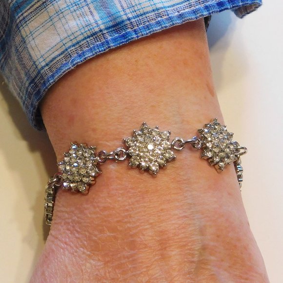 Handmade Bracelet Silver Rhinestone & Matching Earrings - 7" - Picture 2 of 3